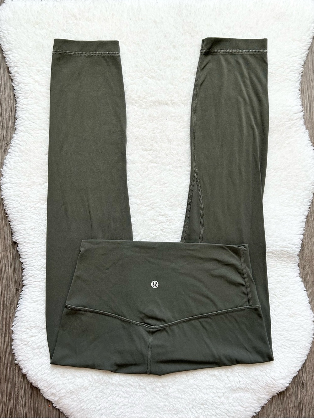 Lululemon Women’s Olive Green Align Cropped High-Rise Leggings